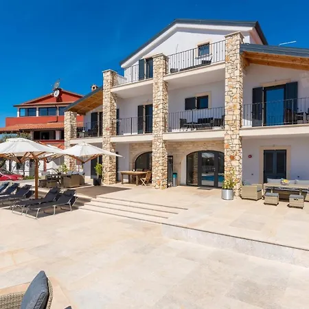 Contessa Anastasia 4* Bužinija