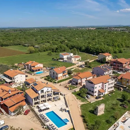 Guest house Contessa Anastasia Buzinija